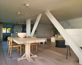 Espacio del salón, comedor y cocina en Bahía01. Proyecto de Juan Parra Arquitectura