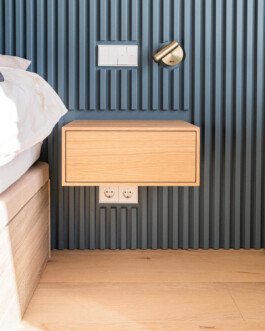 Mesita de noche detalle de Bahía 19. Proyecto de Juan Parra Arquitectura
