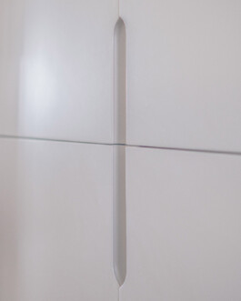 Detalle tirador integrado del armario de Levante12. Proyecto de Juan Parra Arquitectura