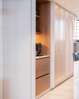 Vista mueble desayuno abierto de Levante12. Proyecto de Juan Parra Arquitectura