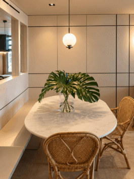 Mesa comedor Casa L&R Proyecto de Juan Parra Arquitectura