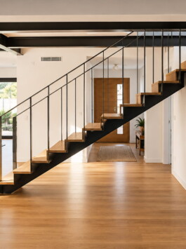 Escalera Casa SMS Proyecto de Juan Parra Arquitectura