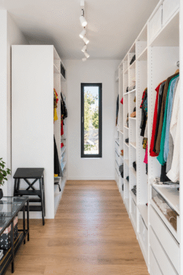 Vestidor Casa SMS Proyecto de Juan Parra Arquitectura