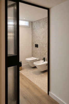 Baño principal Condomina Proyecto de Juan Parra Arquitectura