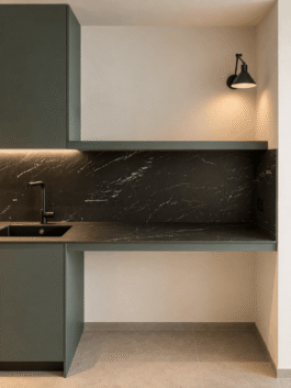 Detalle cocina Riscal Proyecto de Juan Parra Arquitectura